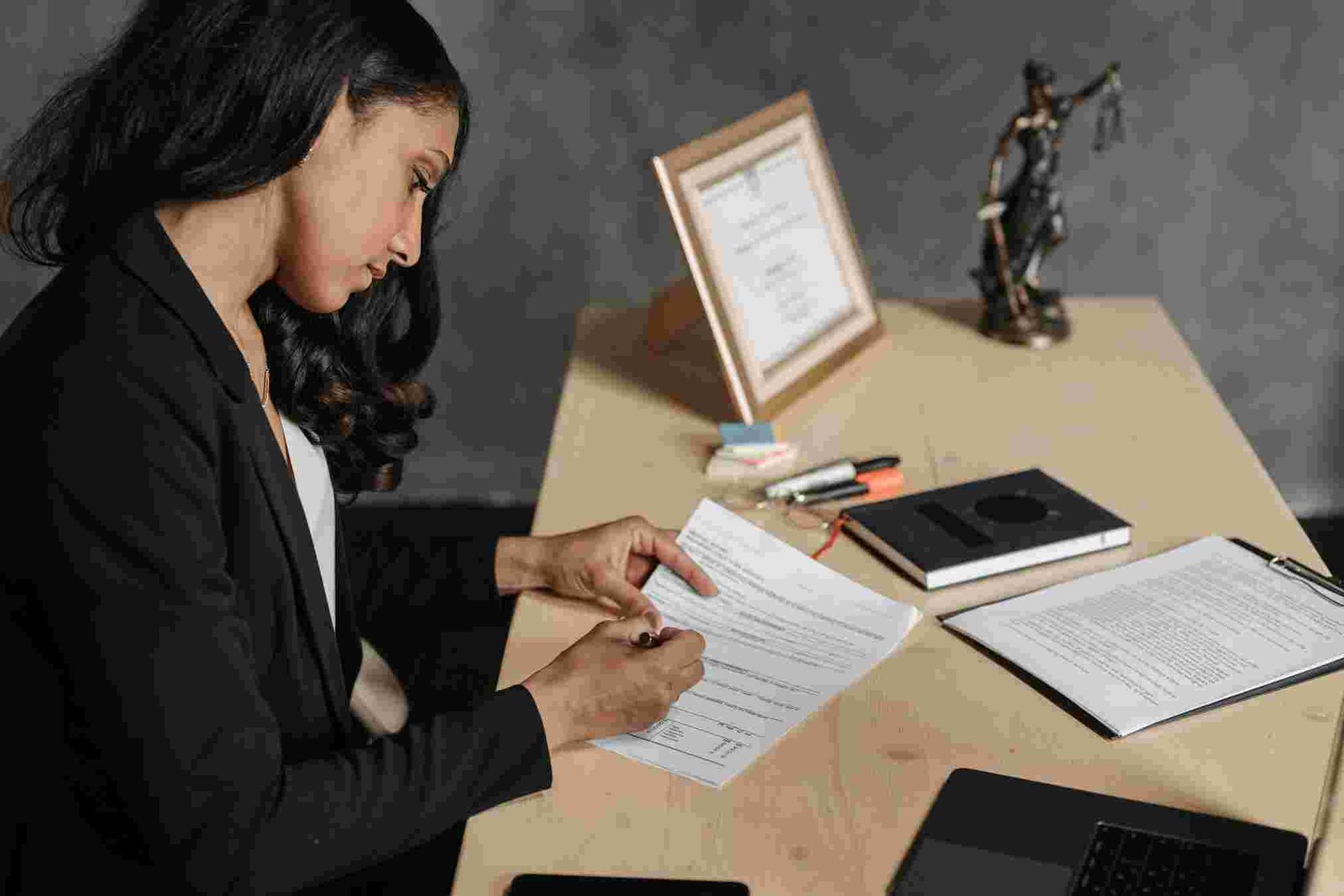 hit and run lawyer making legal documents